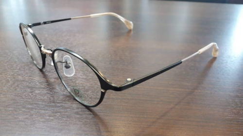 プトゥリ | ブログ | ああ良い眼鏡専門店